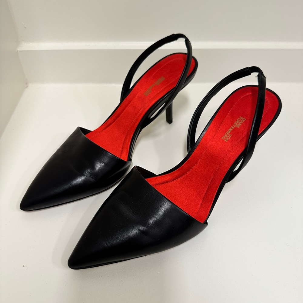 DVF Diane con Furstenberg Mortelle Leather Slingback Heels
